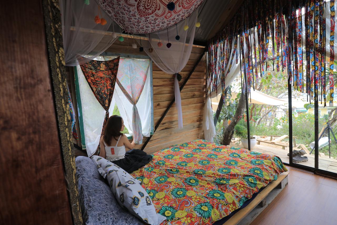 phong cách trang trí phòng ngủ homestay
