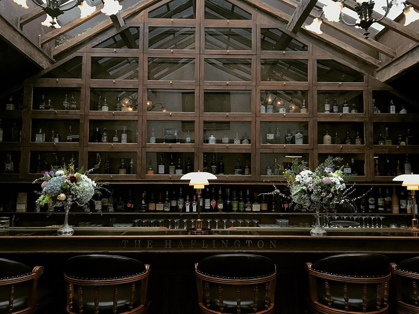3. The Haflington - Quán Bar cổ tích tại Hà Nội