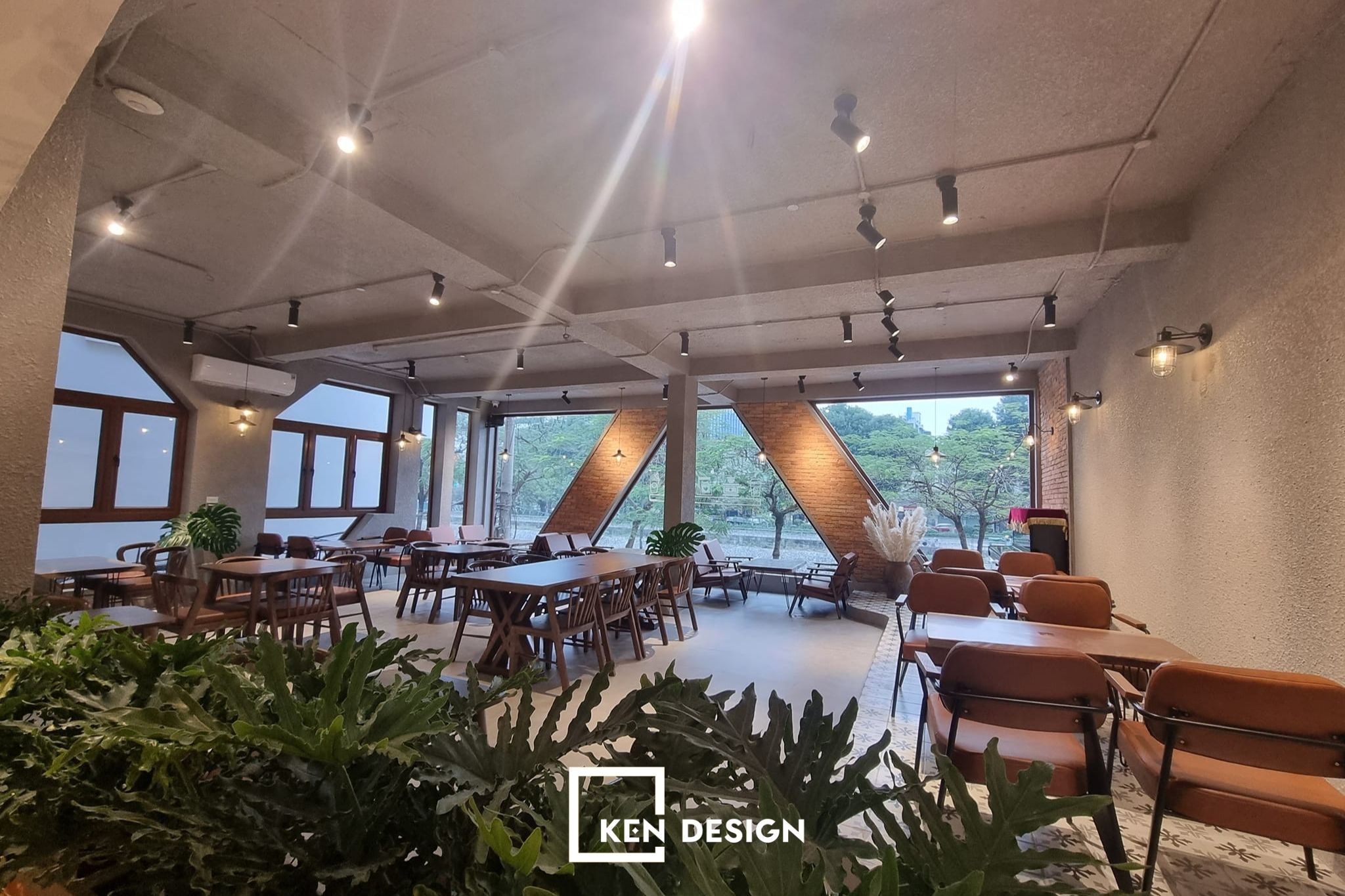 Thiết kế SaGi Coffee - Cảm hứng từ phong cách Industrial