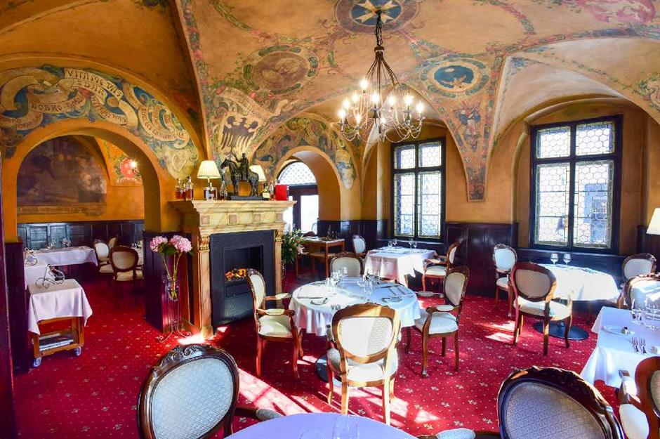 Những ý tưởng thiết kế nhà hàng Fine Dining sang trọng đón đầu trào lưu 2026